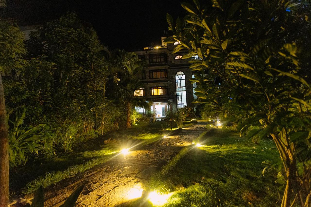Hotel Tulsi Pokhara Zewnętrze zdjęcie